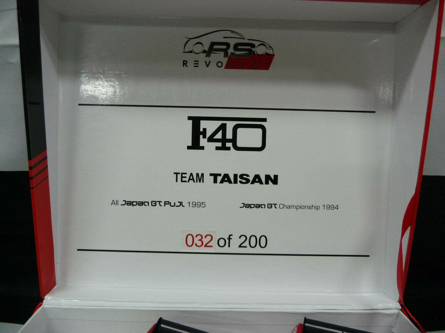 Revoslot 1:32 RS0099 Ferrari F40 TEAM TAISAN Twin Pack No34 No.40 Scalex/Carr